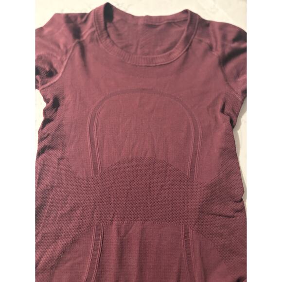 Lululemon Swiftly Tech Long-Sleeve Crew Reflective Breathable Running Shirt Sz 2 - Picture 10 of 14